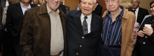 Jornalista com uma carreira brilhante, Roberto Elísio completa 80 anos de vida